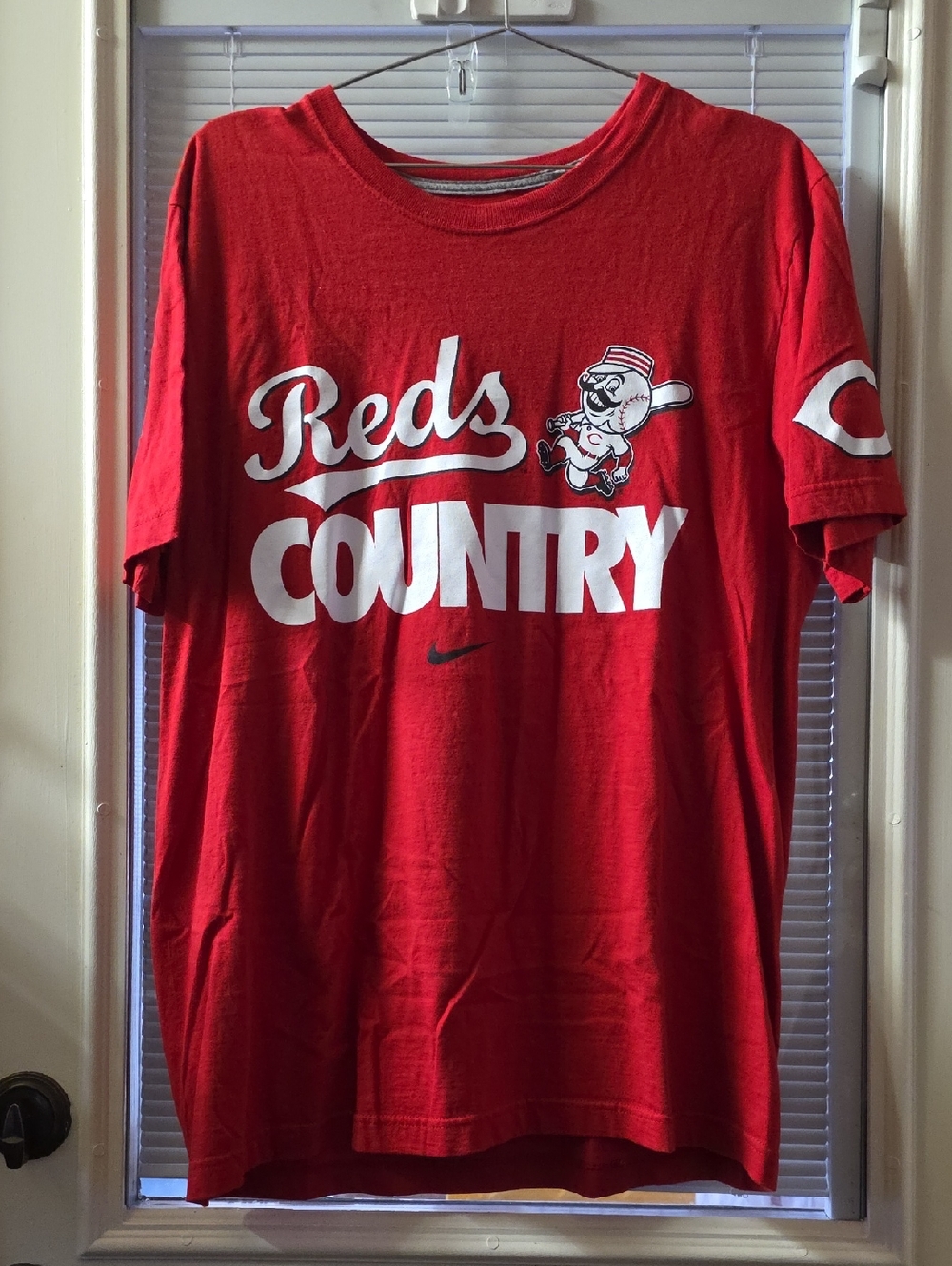 Nike Reds Country Red Graphic Short Sleeve Tee